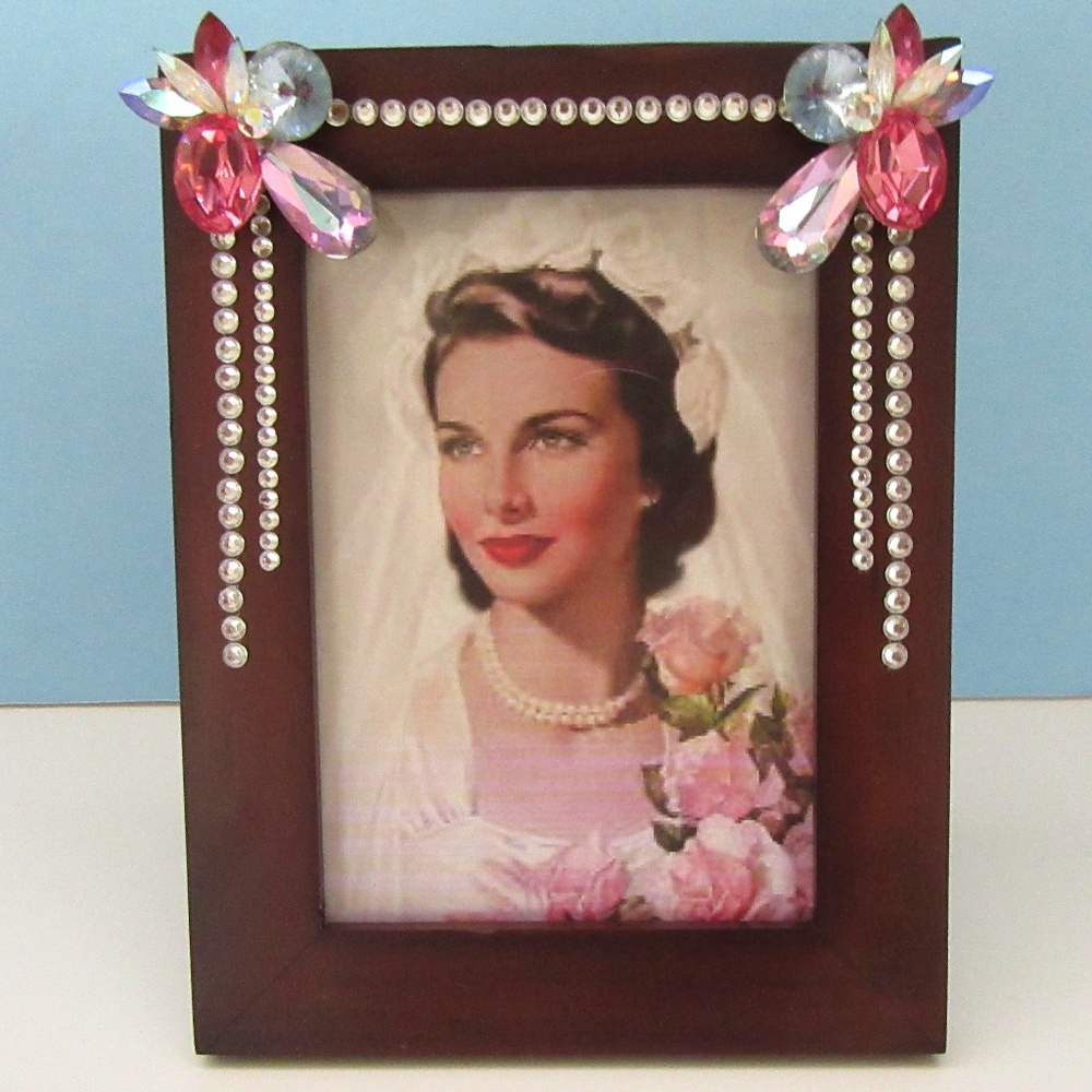 Brown wood picture frame with vintage rhinestones 3 1/2' x 5" photo